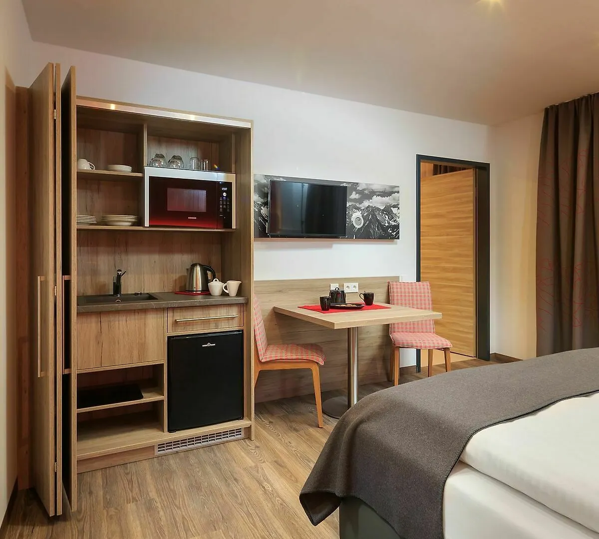 Allgaeu Art Hotel Kempten 2*,  Germania