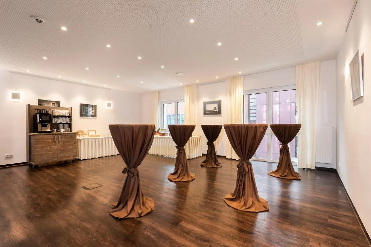 Allgaeu Art Hotel Kempten 2*,